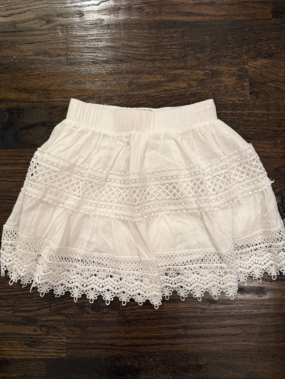 Boho White Lace-Trim Mini Skirt